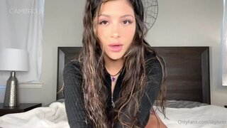 Skylerlo Giving Crazy JOI While Playing Pussy Onlyfans Video